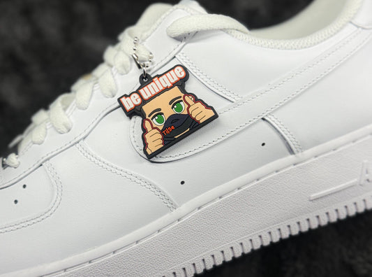 Schlüssel/Sneaker Anhänger "BE UNIQUE"
